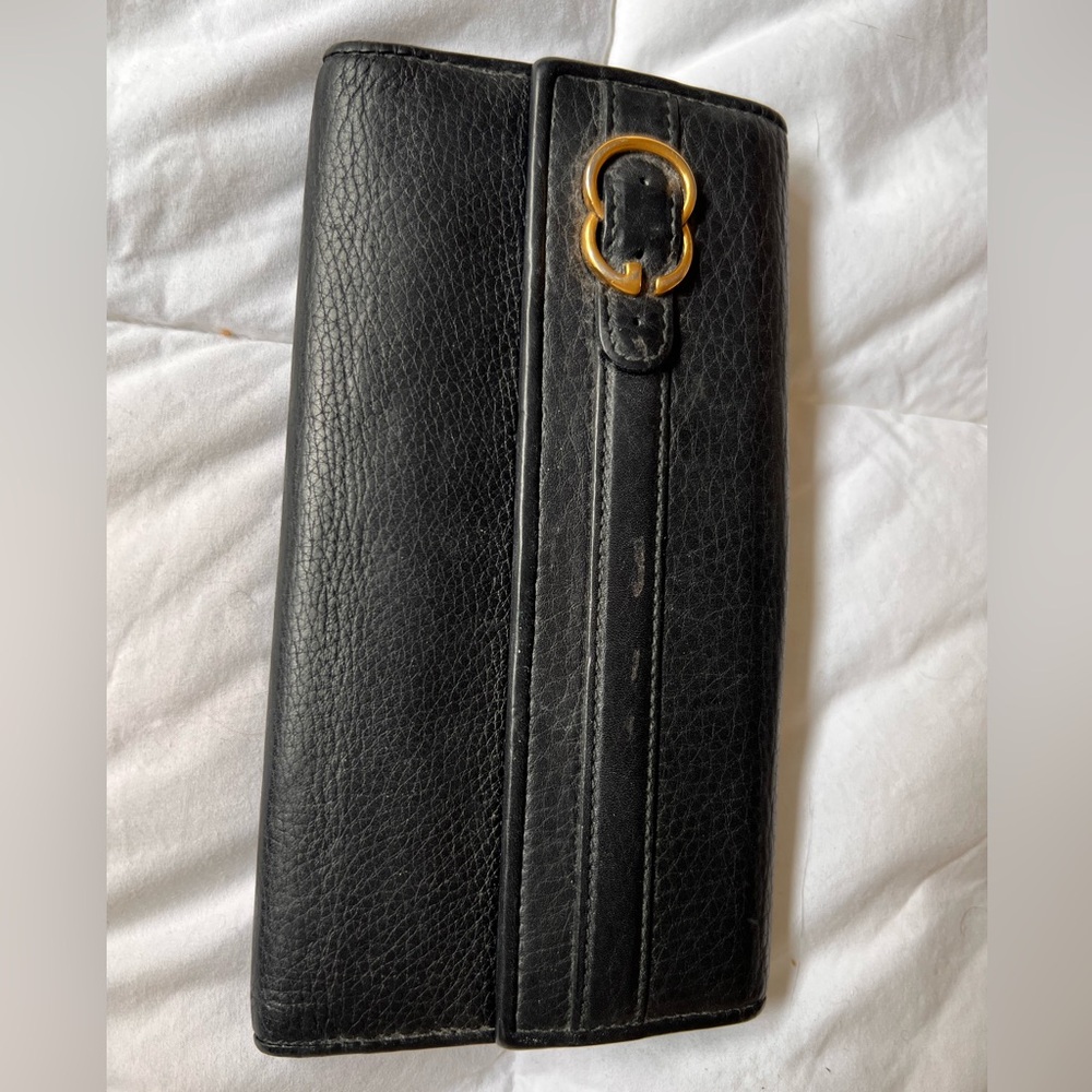 Black Leather Gucci Long Continental Wallet with Gold Buckle
